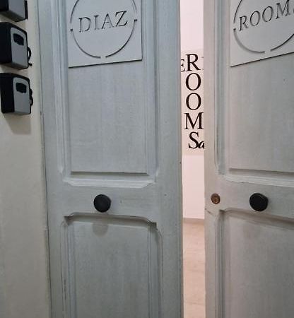 Diaz Rooms Lecce Luaran gambar