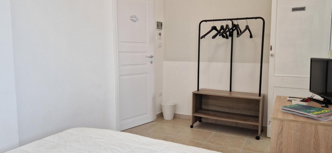 Diaz Rooms Lecce Luaran gambar